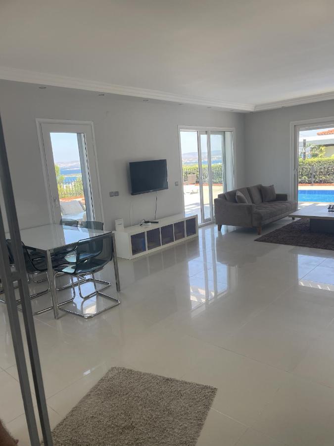 Luxury Villa With Amazing View, Çeşme Eksteriør bilde